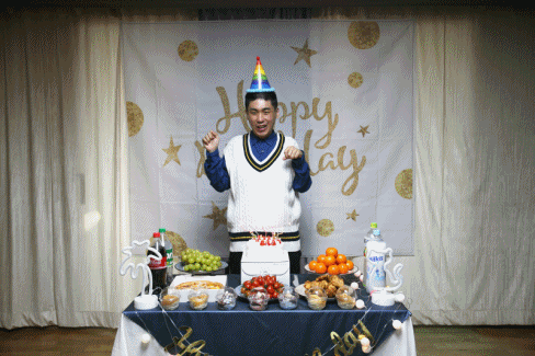 667d7f5480ea7e77bc60f26e5a0b050b_1740788867_3501.gif